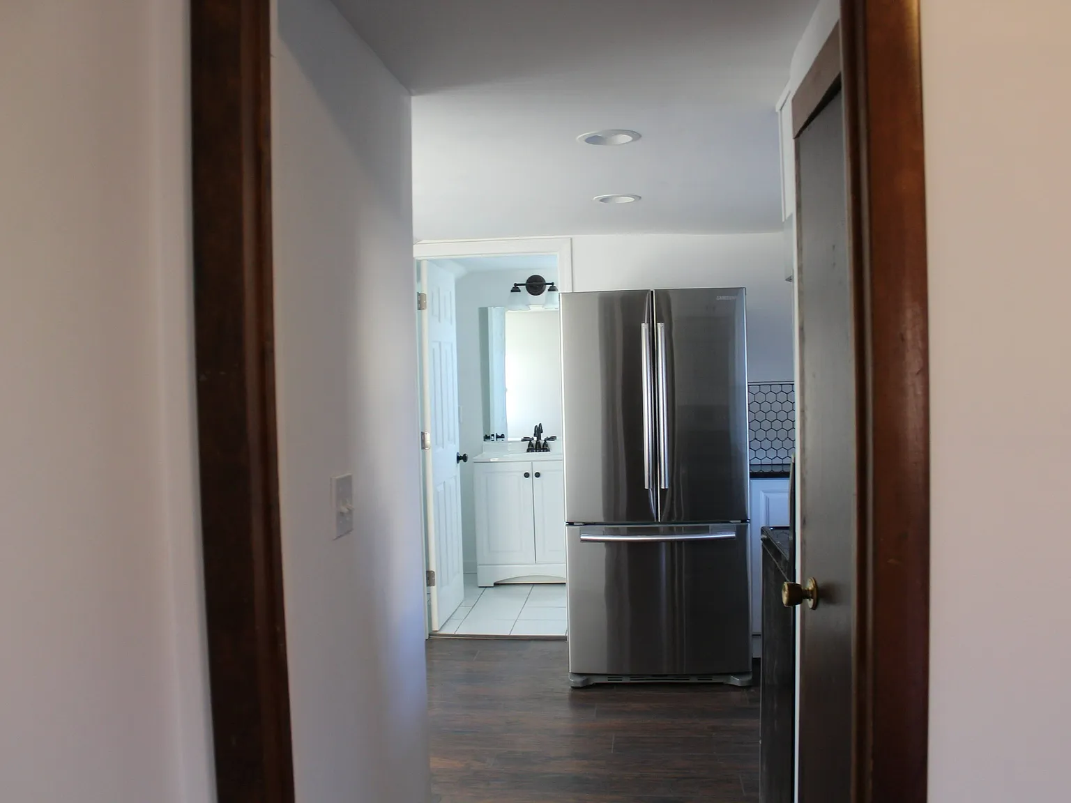 2 bed, 800 sqft, $1,600 — Photo 4