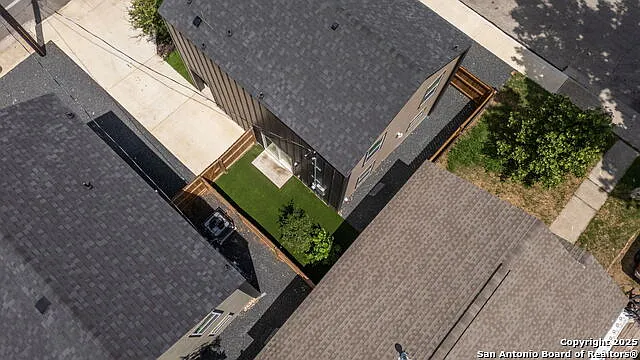 1104 S Gevers St — Photo 24