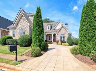 2 Henson Pl, Greer, SC 29650