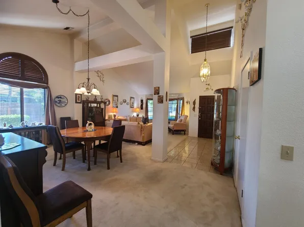 8809 Saint Gregory Way, Elk Grove, CA 95624