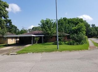 2202 Hewitt Dr, Houston, TX 77018