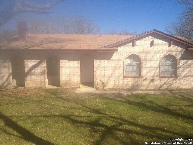 2nd image of 521 Jeanette Dr