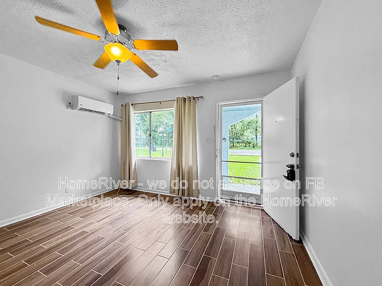 5747 Antoinette Ln — Photo 6