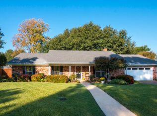 317 Meadowlake Dr, Longview, TX 75604