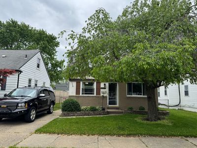 27355 Elmhurst St, Roseville, MI, 48066