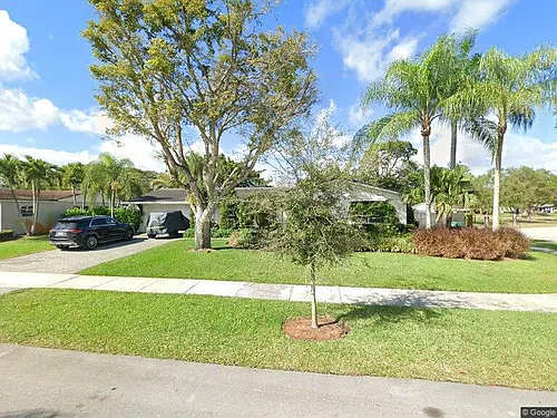 9901 SW 101st St Photo 1