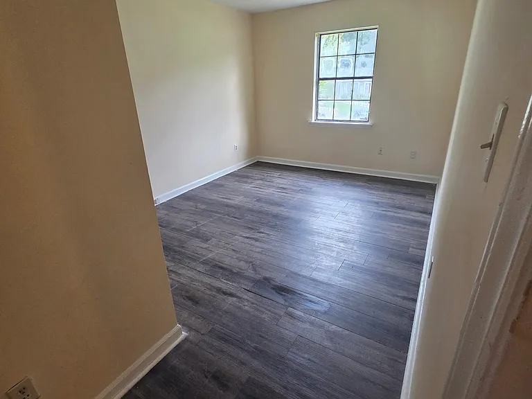 1102 Pecan Pl — Photo 6