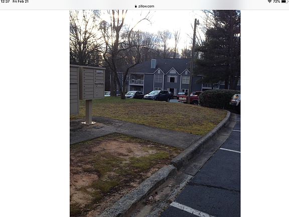3rd image of 346 Meadows Cir