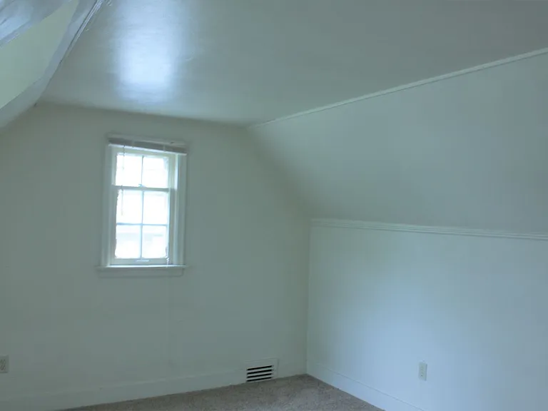 128-134 1/2 University Ln — Photo 23