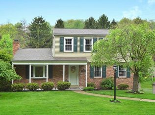 2919 Greenfield Rd, Glenshaw, PA 15116