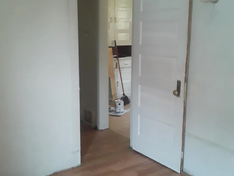 109 Sobieski St — Photo 10