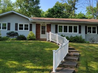 20 Timber Rd, Edison, NJ 08820