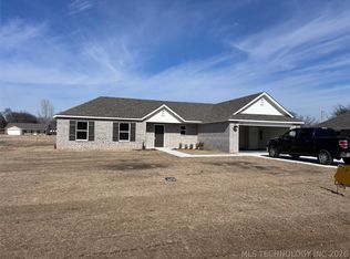 412 NW 7th St, Wagoner, OK 74467