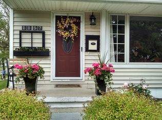 1157 Grove Rd, Ypsilanti, MI 48198