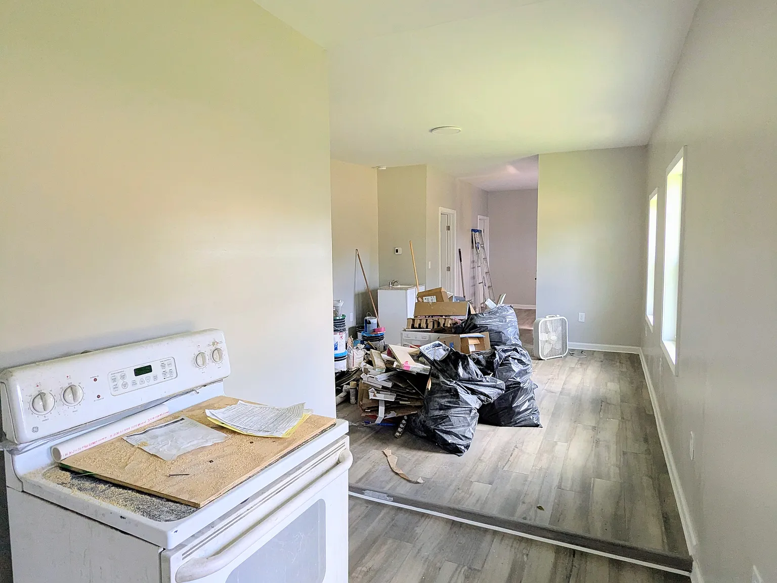 1 bed, 800 sqft, $900 — Photo 3