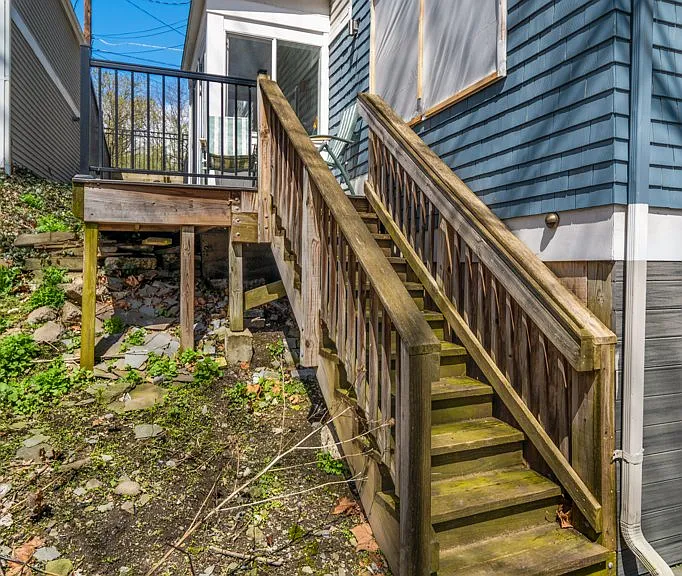 233 Forest Home Dr — Photo 11