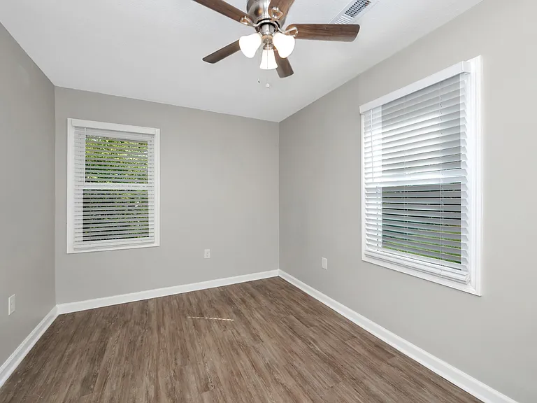 907 Fairway Dr NW — Photo 19