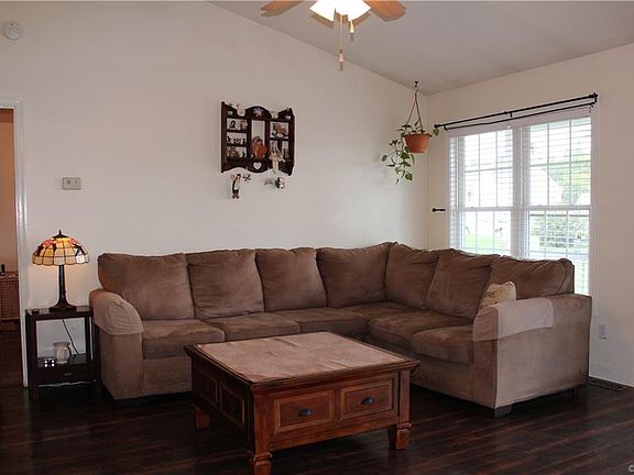 4th image of 20312 Ferintosh Ct