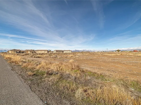 2950 E Deacon St, Pahrump, NV 89048