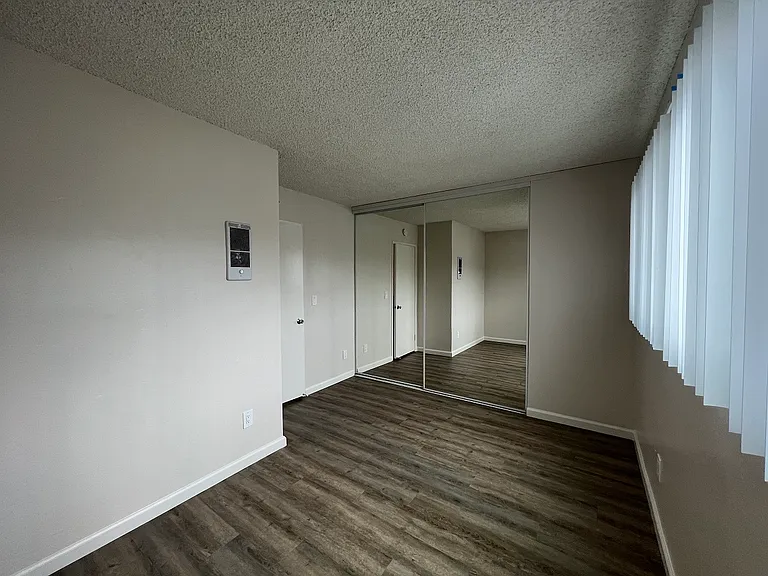 4811 Coronado Ave — Photo 23