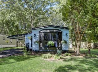 38 Leisure Way, Coventry, RI 02816