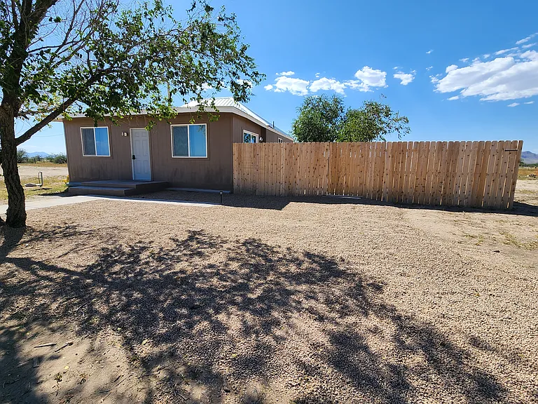537 S Taylor Rd — Photo 7
