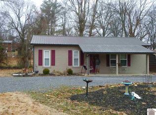 96 Star Walk Ln, Benton, KY 42025