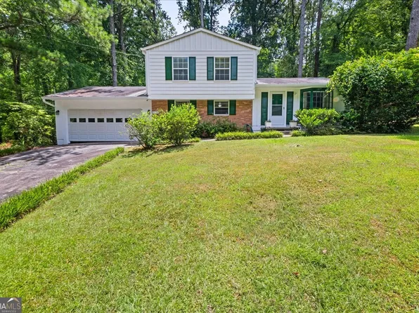 3199 Pin Oak Way, Atlanta, GA 30340