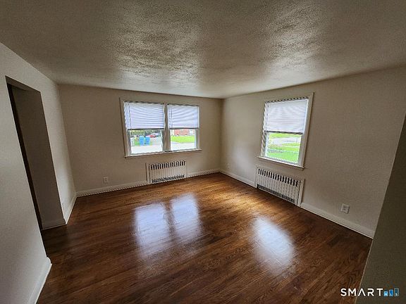 2nd image of 40 Glenwood Street