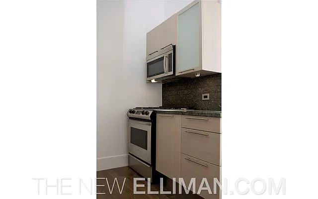 Sold by Douglas Elliman | media 12
