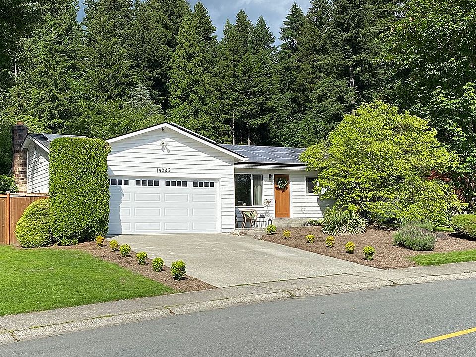 1st image of 14542 NE 182nd St