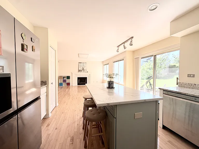 1936 Cobblebrook Ln — Photo 11