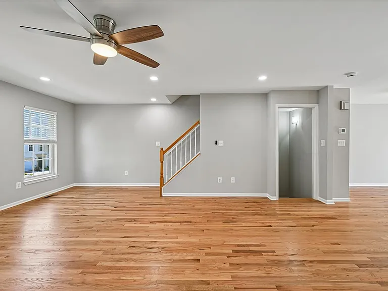 6153 Les Dorson Ln — Photo 12
