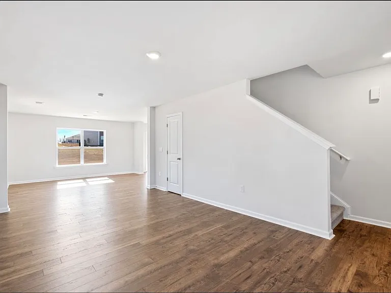 3608 Shadow Pine Dr — Photo 3