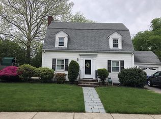 5 Richards Cir, Newton, MA 02465