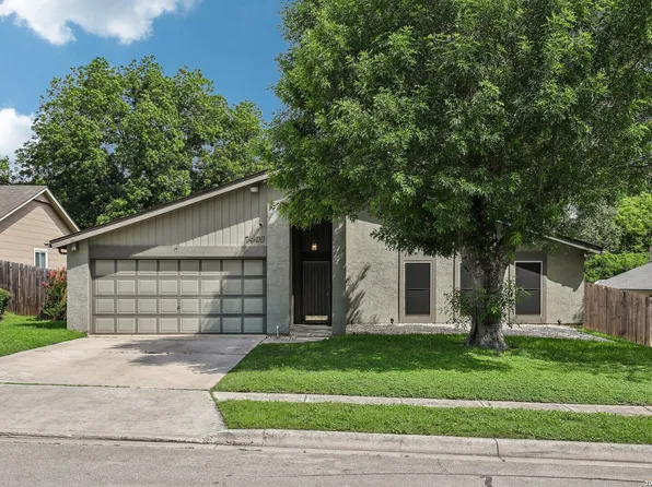 7409 Oak Marsh St, Live Oak, TX 78233