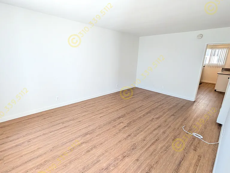 3743 Clarington Ave #1 — Photo 7