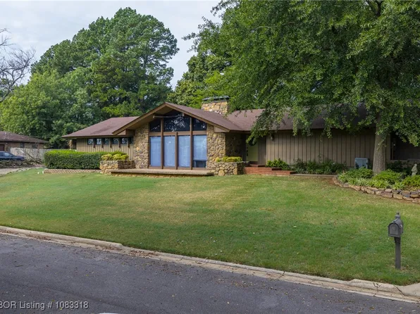 1021 N 60th Ter, Fort Smith, AR 72904