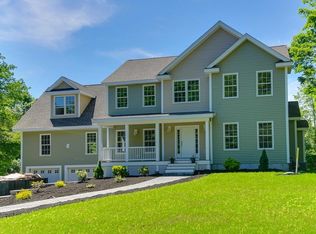 356 W Main St, Groton, MA 01450