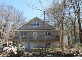 17 Paradise Trl, Monroe, NY 10950