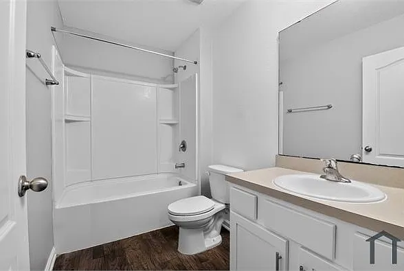 3668 Shiner Dr — Photo 6