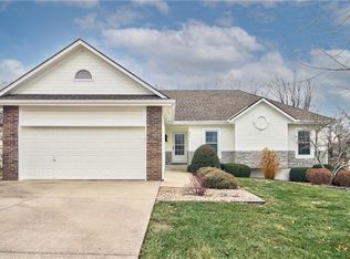 603 S Sunset Ln, Raymore, MO 64083