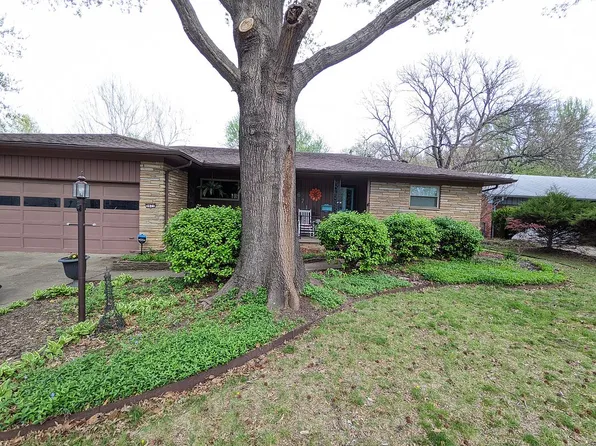 5671 S Yorktown Pl, Tulsa, OK 74105