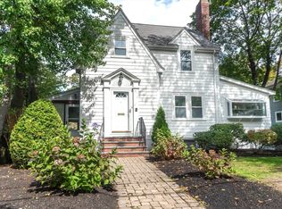 125 Oakdale Rd, Newton, MA 02461