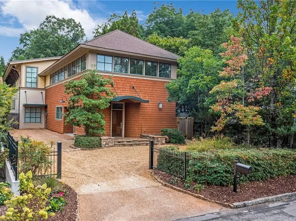 2963 N Fulton Dr NE, Atlanta, GA 30305