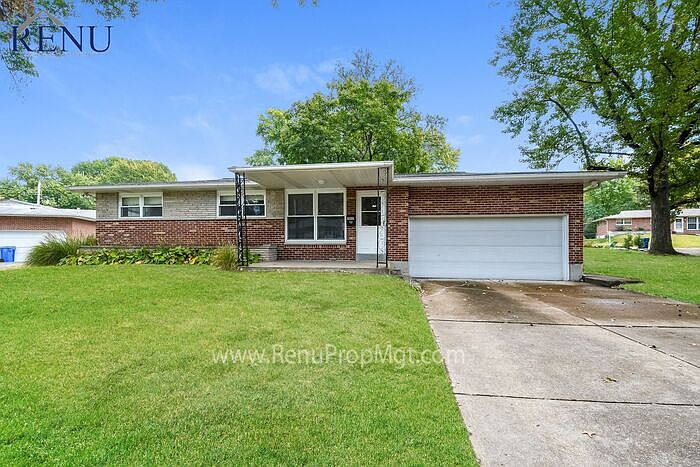 1st image of 1100 Meadowlark Dr