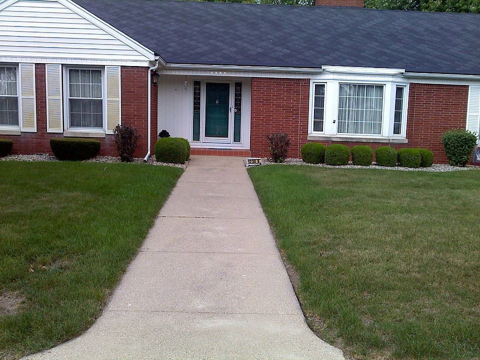Front side facing Euclid Avenue