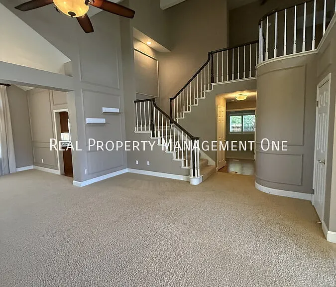 3010 Boardwalk St — Photo 6
