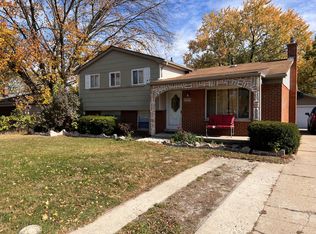 19738 Middlebelt Rd, Livonia, MI 48152