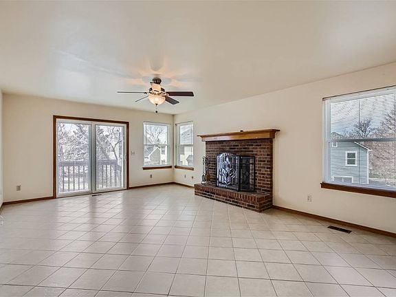 2nd image of 18255 E Bellewood Dr